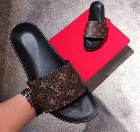 portapatente donna louis vuitton|Louis Vuitton slippers.